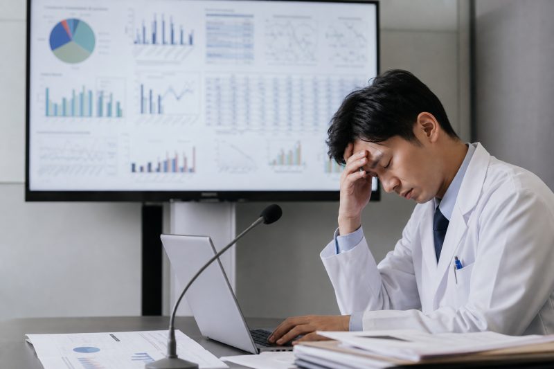 醫學簡報最常見的失誤：資訊過載與圖表誤用｜醫學 PPT 說明圖